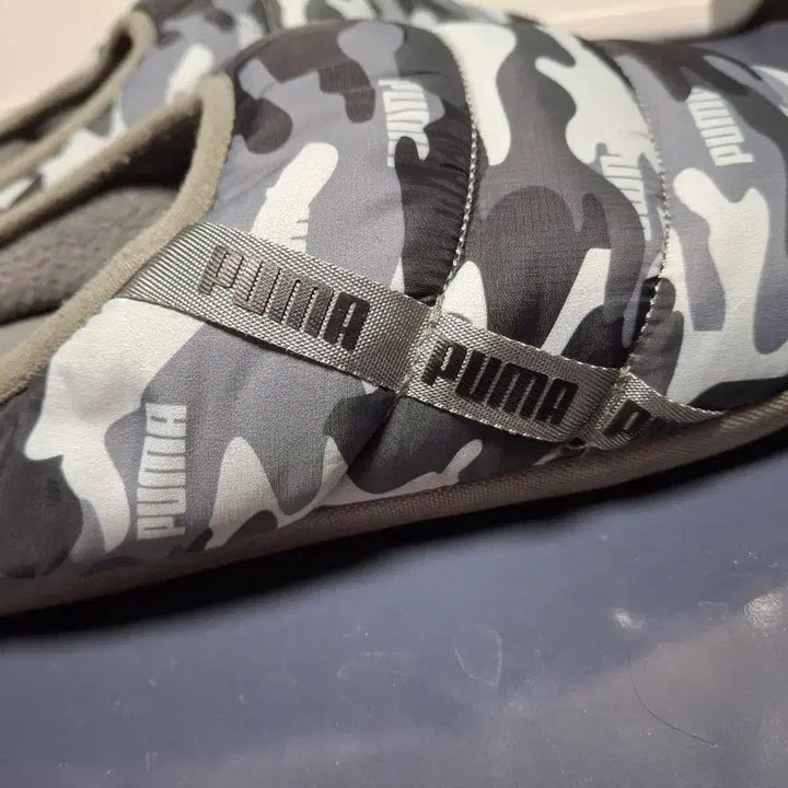 [BUNJANG] Puma Padded Slippers 270mm / 푸마 패딩 슬리퍼 270mm