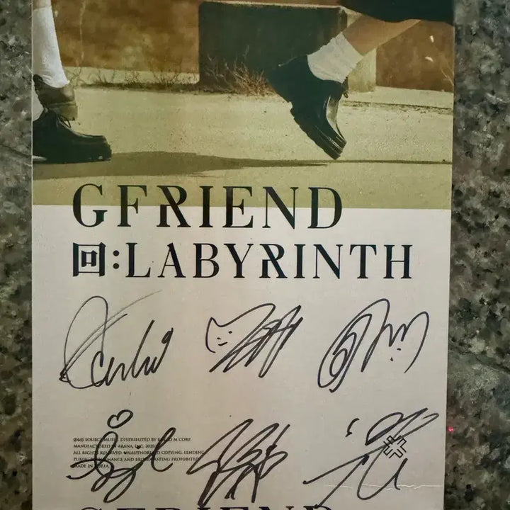 [BUNJANG] GFRIEND Yerin Crossroads Signed Album / 비매 여자친구 교차로 친필 싸인 사인 앨범 crossroads 예린