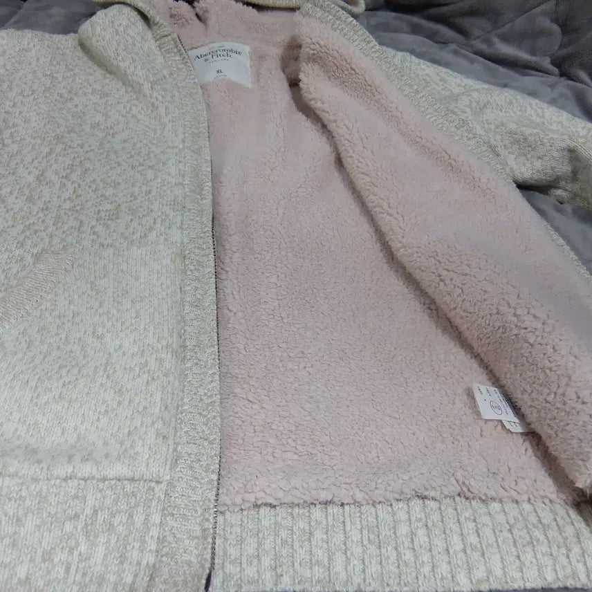 [BUNJANG] Abercrombie Sweater / 아베크롬비 쉐타
