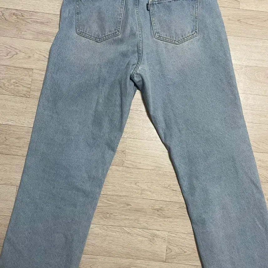 [SOLD OUT] 토피 데님 팬츠