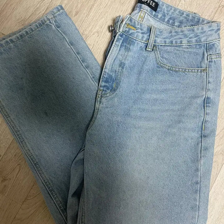 [SOLD OUT] 토피 데님 팬츠