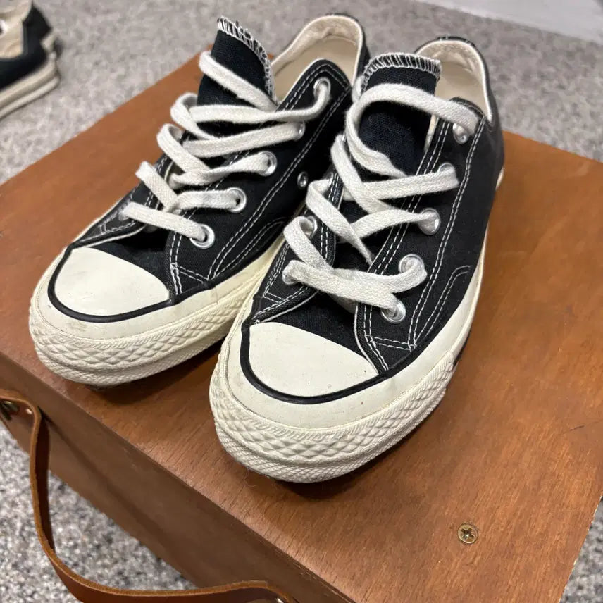 [BUNJANG] Converse Chuck Taylor Low Top Sneakers / 225 컨버스 척테일러 로우