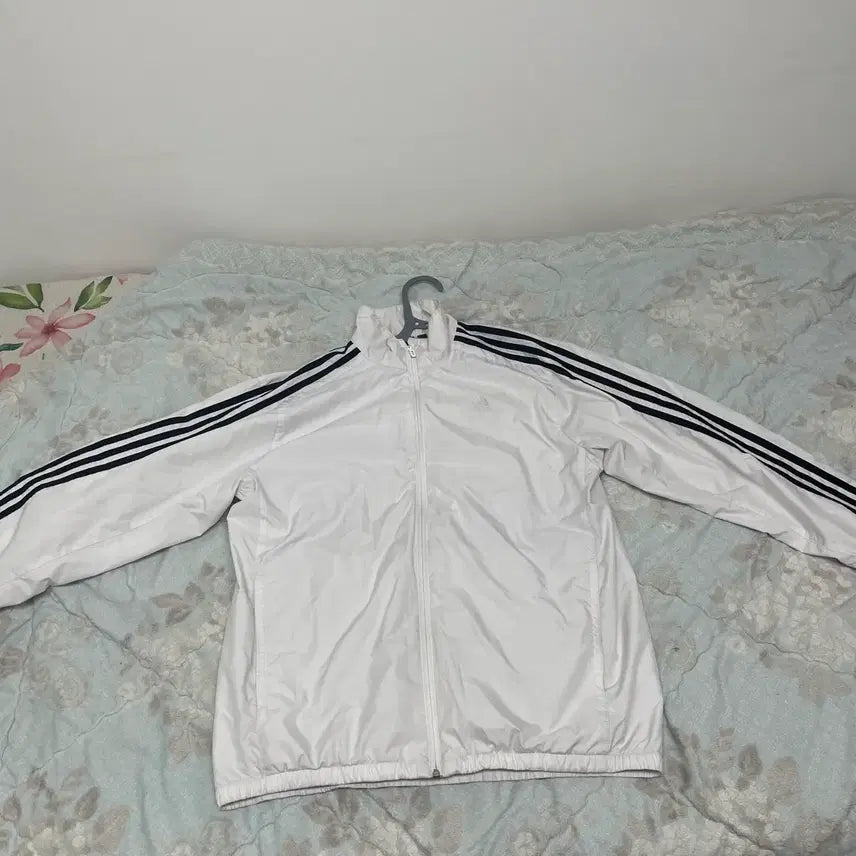 [BUNJANG] Adidas White Windbreaker Jacket / 아디다스 흰색 바람막이