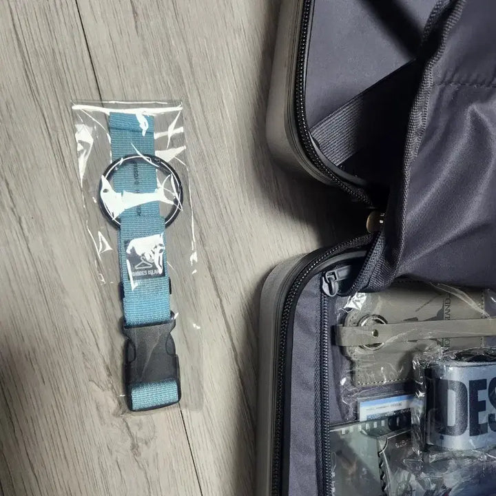 [SOLD OUT] 명일방주 로도스 아일랜드 AGF 여행가방