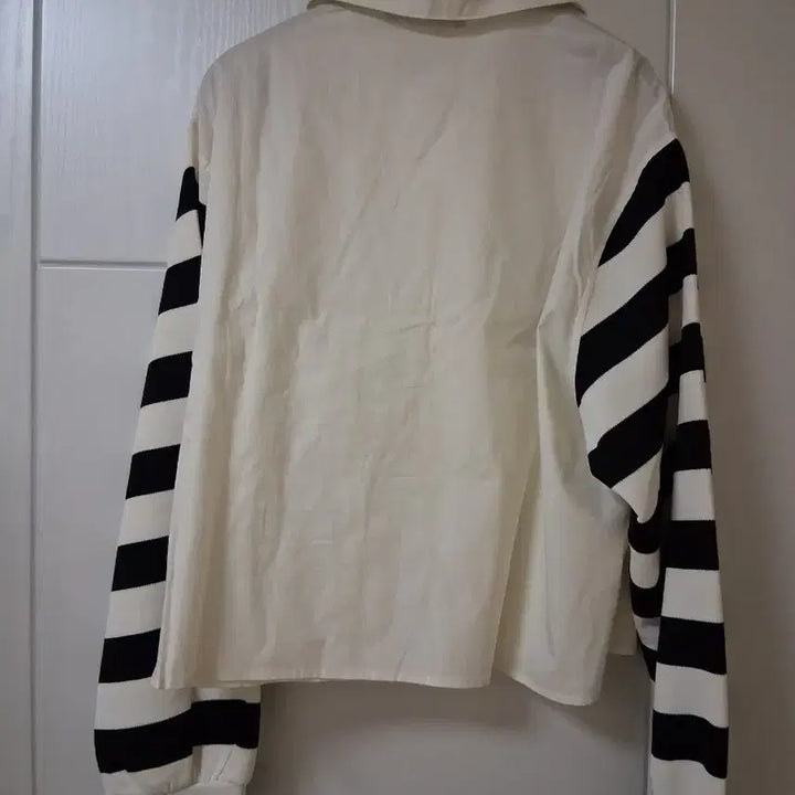 [SOLD OUT] LAMIE&amp;MECOE 스트라이프 레이어드 셔츠