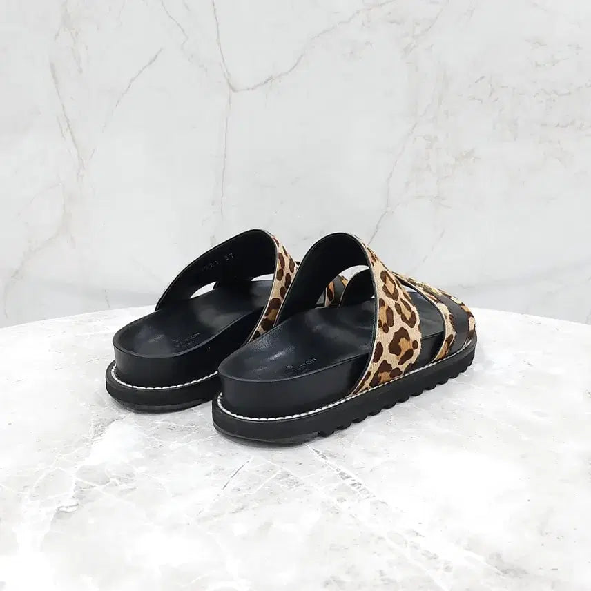 [BUNJANG] Louis Vuitton Leopard Comfort Mule Slippers / 37 / 루이비통 LV 레오파드 컴포트 뮬 슬리퍼