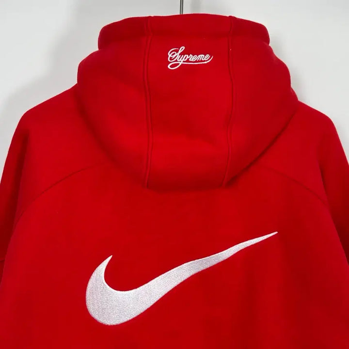[BUNJANG] Supreme Nike Big Logo Air Max Red Hoodie / 슈프림 나이키 빅로고 자수로고 에어맥스 레드 색상 후드 집업 후드티 봄