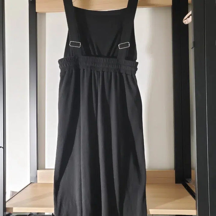 [BUNJANG] Ribbed Overalls Dress Black / 오버롤 멜빵 원피스 골지 블랙