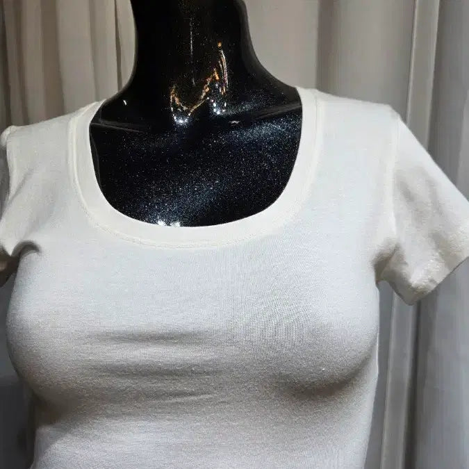 [BUNJANG] Basic Slim Round Neck Short Sleeve T-shirt / 허리라인 슬림 라운드 반팔