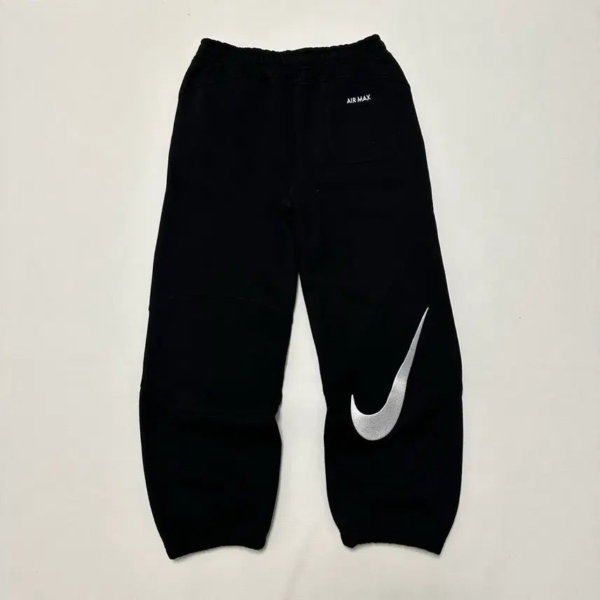 [BUNJANG] Supreme Nike Embroidered Logo Air Max Jogger Pants / 슈프림 나이키 자수로고 에어맥스 조거 팬츠 면바지 기모 블랙 색상
