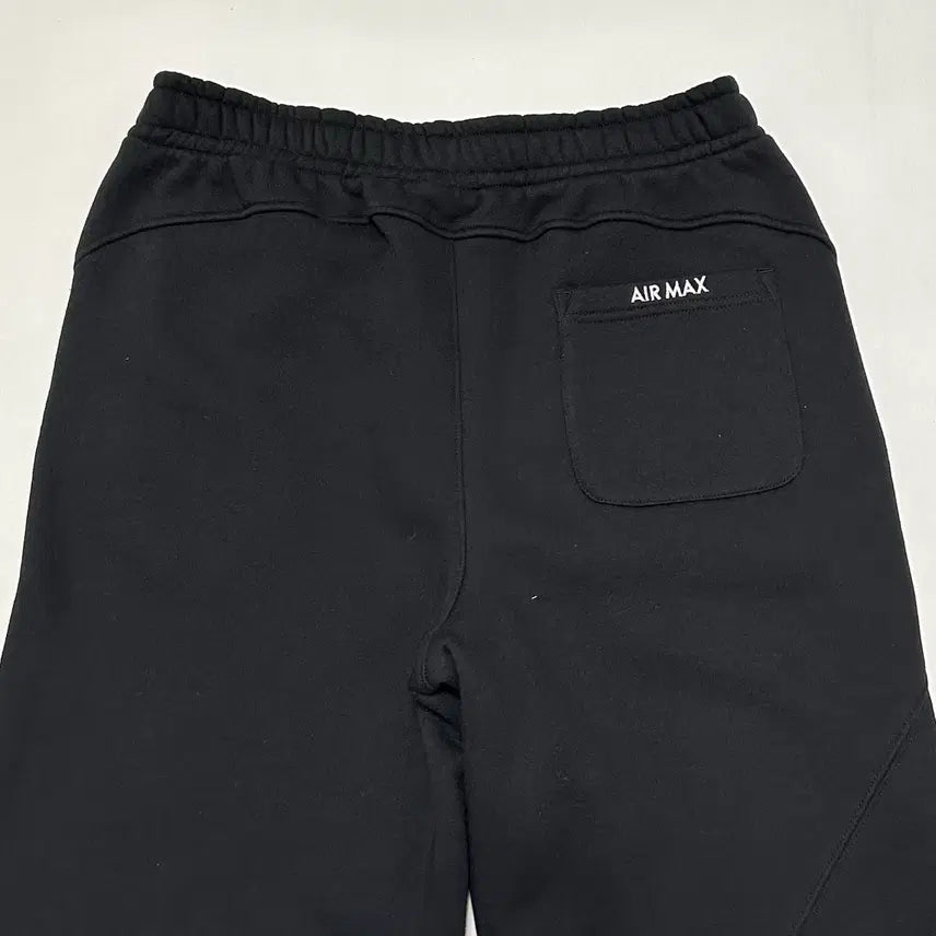 [BUNJANG] Supreme Nike Embroidered Logo Air Max Jogger Pants / 슈프림 나이키 자수로고 에어맥스 조거 팬츠 면바지 기모 블랙 색상