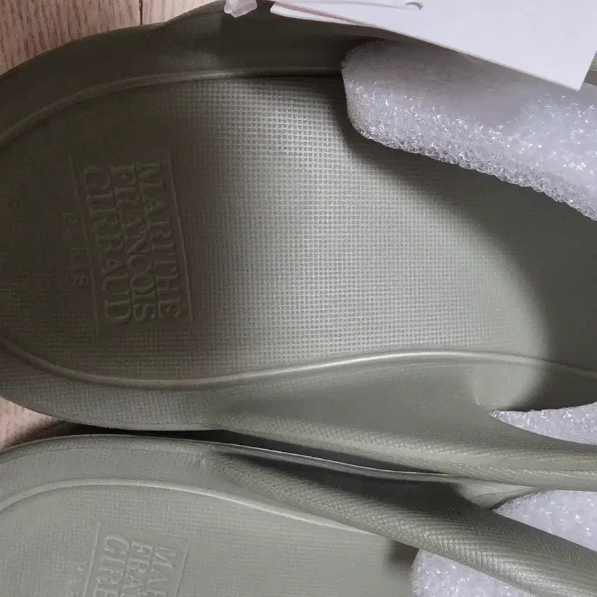 [BUNJANG] Marithe Francois Girbaud Thong Slippers - Khaki / 마리떼 프랑소와 저버 쪼리 슬리퍼 카키 270-285