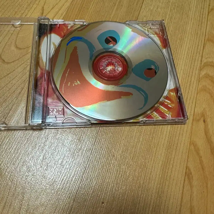 [SOLD OUT] 샤이니 4집 odd CD 판매합니다.