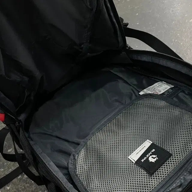 [BUNJANG] Black Yak Model 28 Backpack / 블랙야크 모델로 28 백팩
