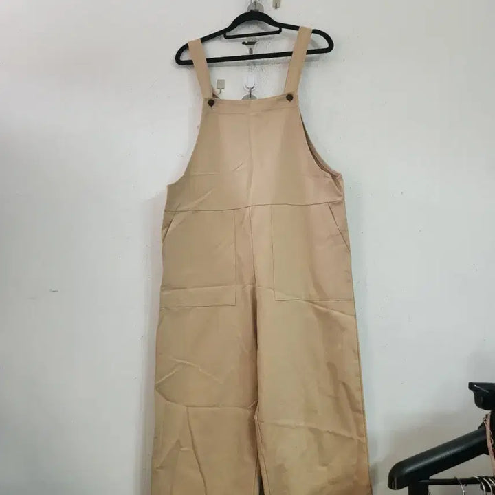 [SOLD OUT] 베이지색 면 멜빵 바지
