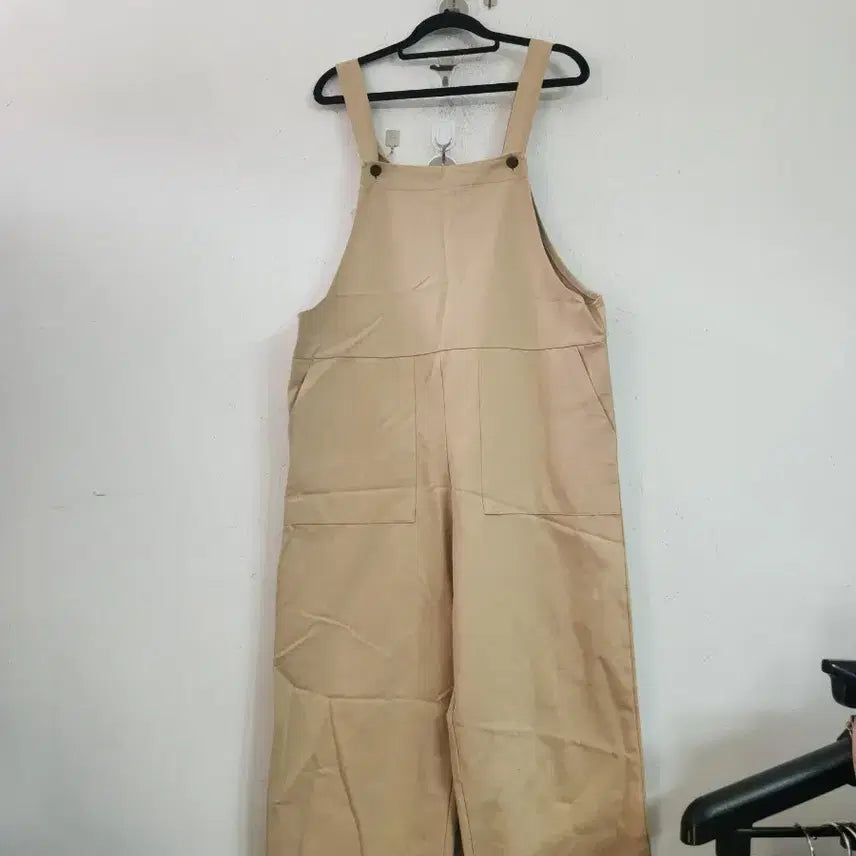 [SOLD OUT] 베이지색 면 멜빵 바지