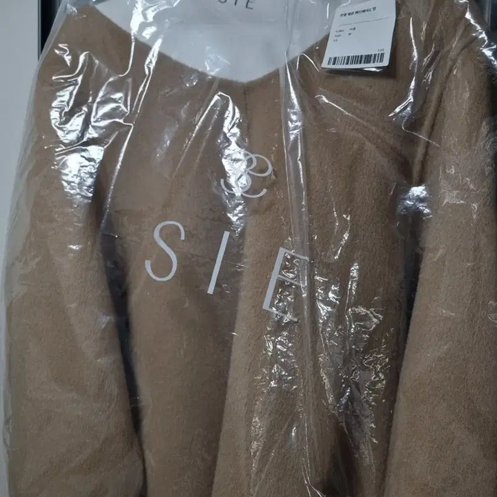 [SOLD OUT] 시에sie 로델 벌룬 핸드메이드 탑