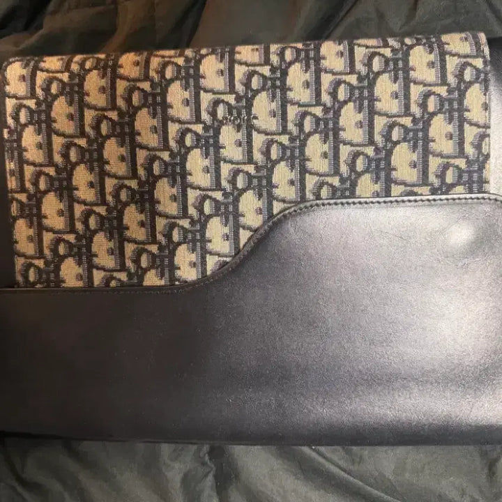 [BUNJANG] Dior Saddle Clutch 2ADCA363 / 디올 새들 클러치 2ADCA363