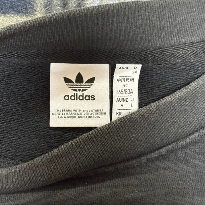 [BUNJANG] Adidas Faded Black Sweatshirt L / 아디다스 스웻셔츠 (페이디드 블랙, L)