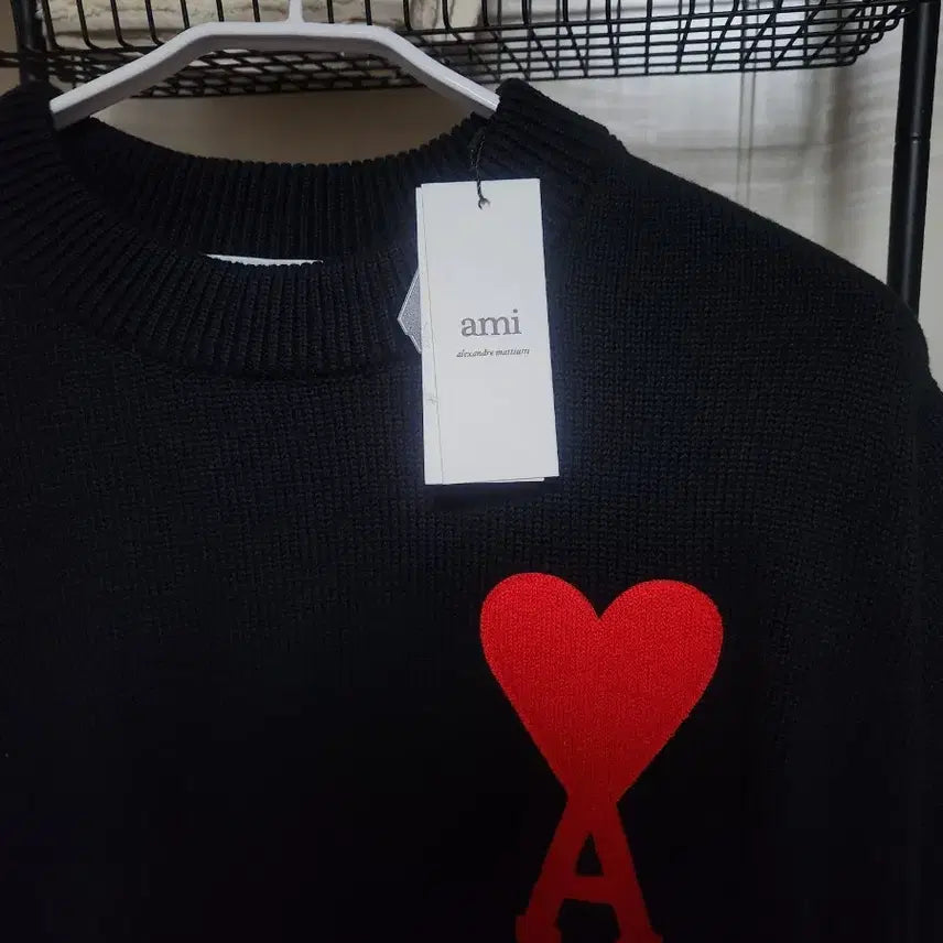 [SOLD OUT] (새상품) 아미 빅로고 하트 니트 XL