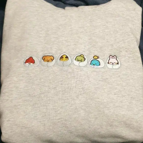 [BUNJANG] Pixelly x SPAO Hoodie White (Size S) / 픽셀리 스파오 콜라보 후드티 화이트 s 팝니다!