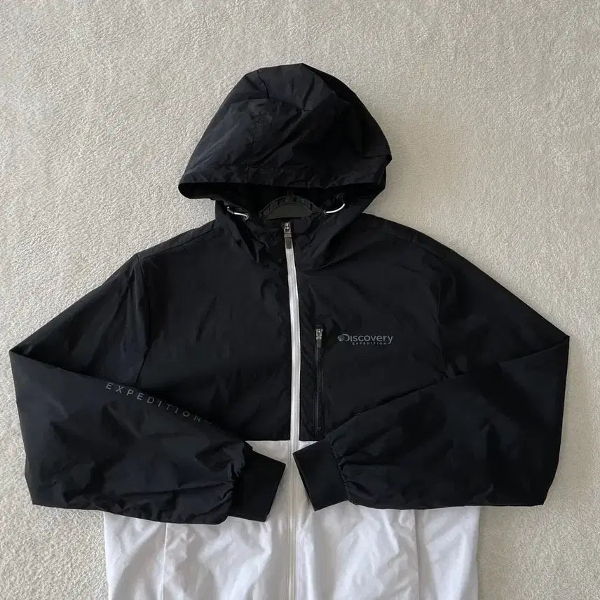 [SOLD OUT] M 디스커버리 남성 바람막이 자켓 95