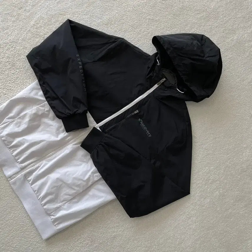 [SOLD OUT] M 디스커버리 남성 바람막이 자켓 95