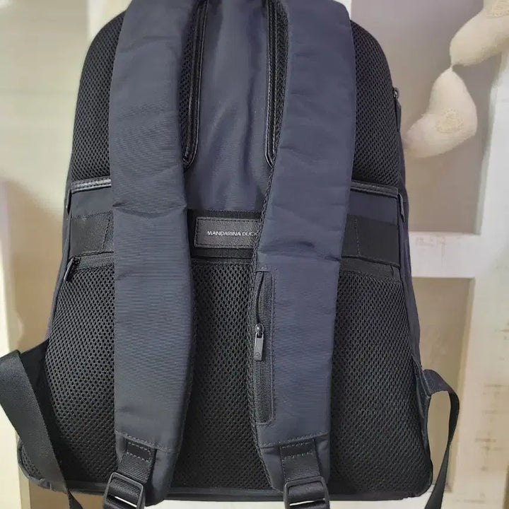 [BUNJANG] Mandarina Duck Black Backpack / 만다리나덕 블랙 백팩 가방
