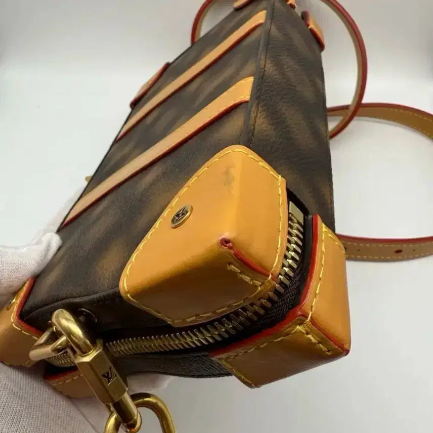 [BUNJANG] Louis Vuitton Virgil Abloh Soft Trunk Shoulder Bag / 루이비통 버질아블로 소프트 트렁크 (M81580)