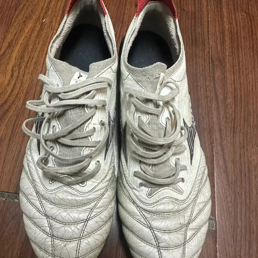 [BUNJANG] Mizuno Morelia Neo Beta 275 Kangaroo Leather Soccer Cleats / 미즈노 모렐리아 네오 베타 275