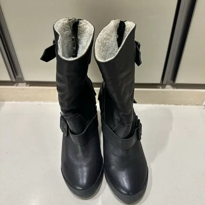 [BUNJANG] Suecomma Bonnie Black Leather Ankle Boots / 정품 [상태좋음] 슈콤마보니 블랙 가죽 앵클 부츠