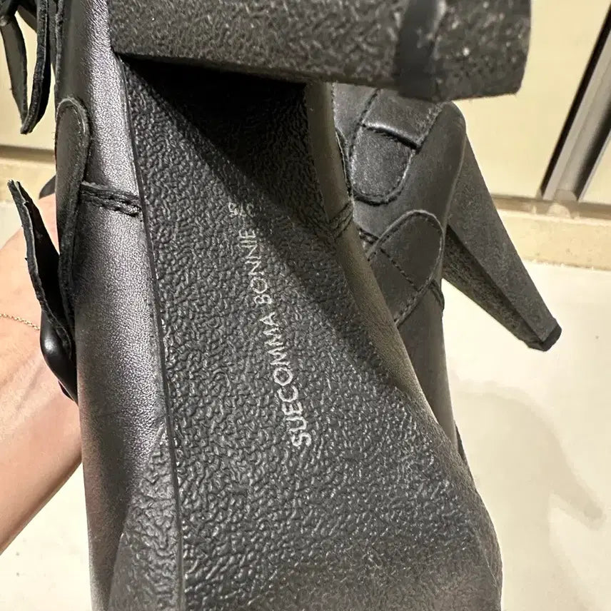 [BUNJANG] Suecomma Bonnie Black Leather Ankle Boots / 정품 [상태좋음] 슈콤마보니 블랙 가죽 앵클 부츠