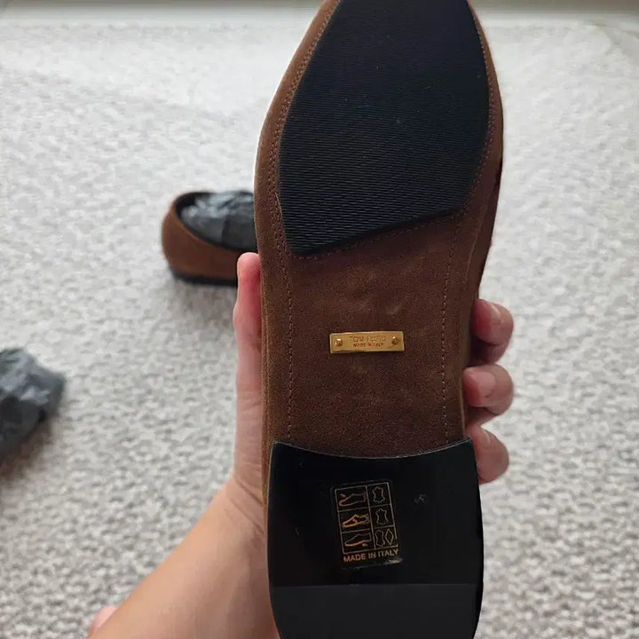[BUNJANG] Tom Ford Suede Brown Loafers / 톰포드 스웨이드 브라운 남성 로퍼 us8.6