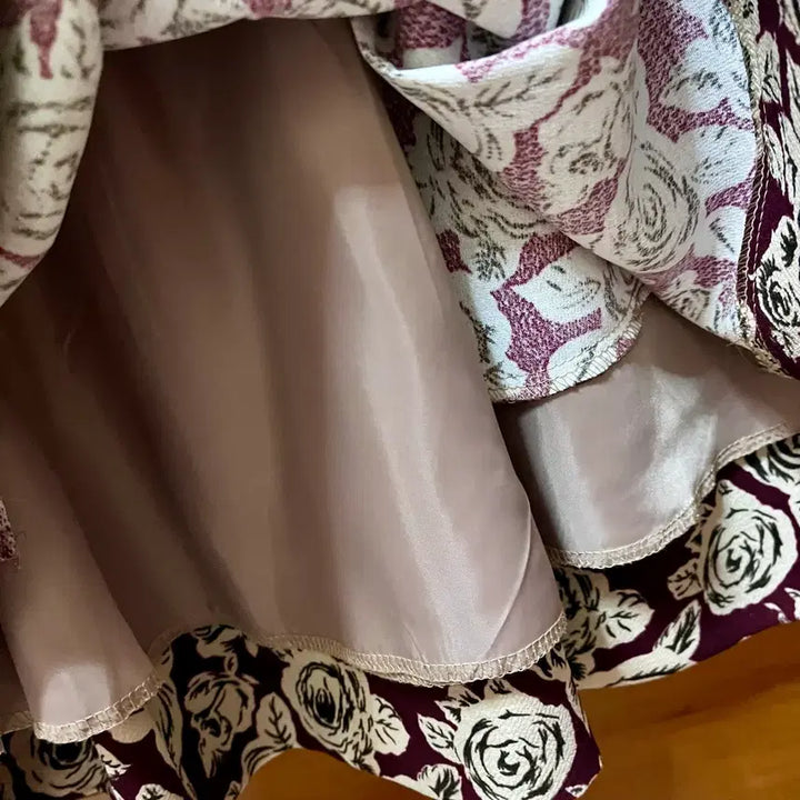 [BUNJANG] Rose Pattern Volume Skirt / 아방한 귀여운 로즈 패턴 볼륨 스커트 새제품 플레어 A라인 플리츠