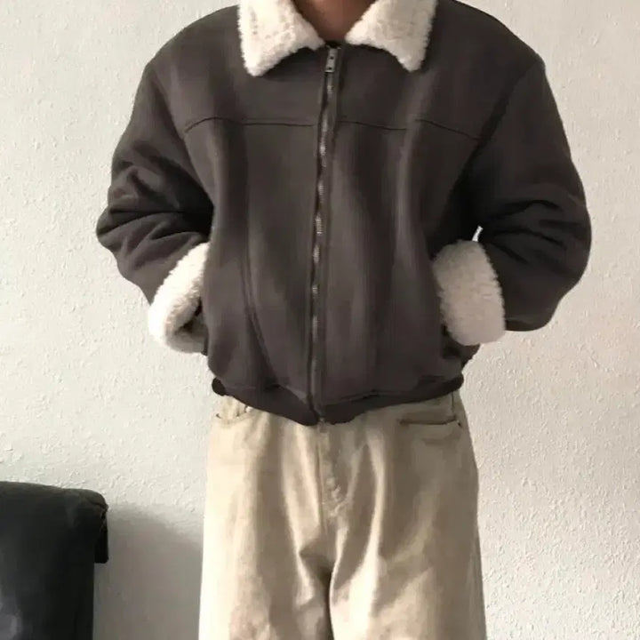 [BUNJANG] Unbranded New Mustang Jacket / 무스탕 새상품