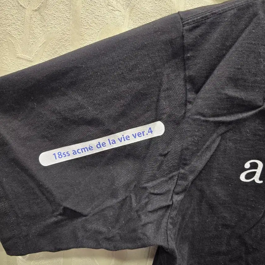 [BUNJANG] ADLV Donut Short Sleeve T-shirt / 거의새거) ADLV 아크메드라비 도넛 반팔 티셔츠 100
