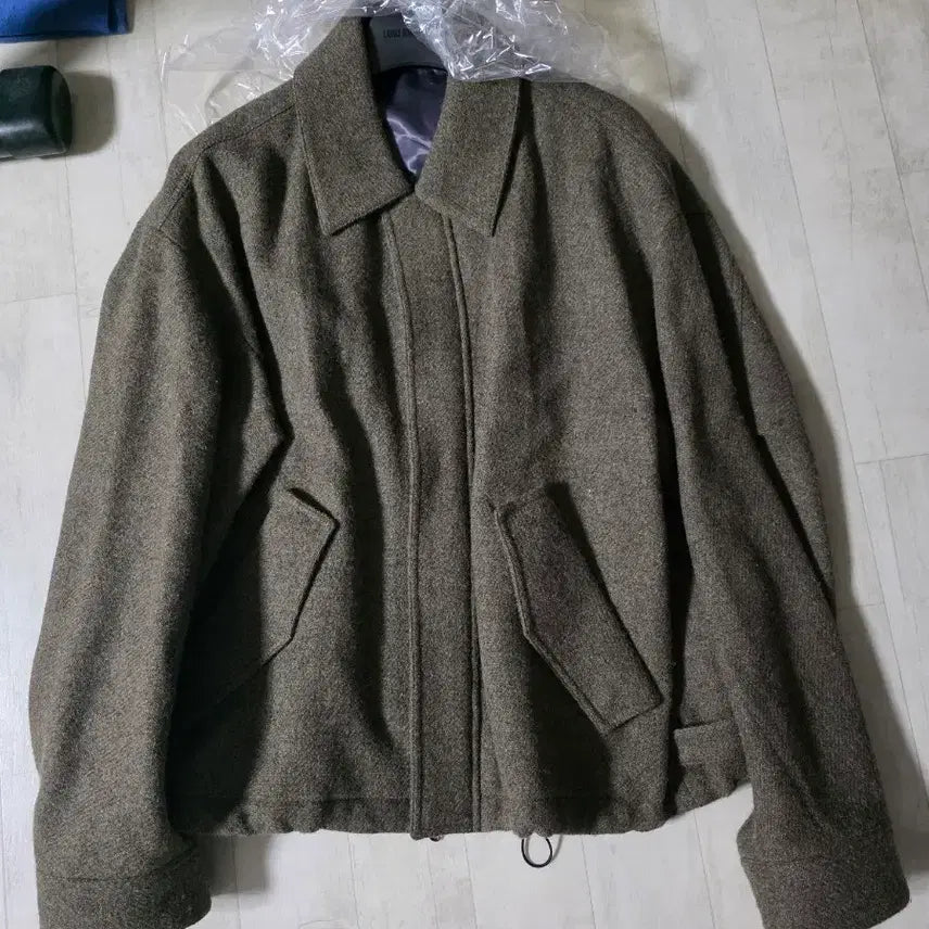 [BUNJANG] Poker Face Harris Tweed Oversized Blouson / 포커페이스 해리스 트위드 오버사이즈 블루종 50