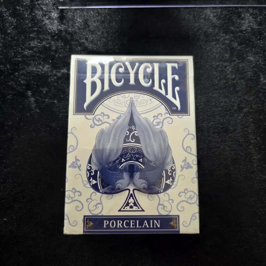 [BUNJANG] Bicycle Porcelain Playing Cards / 마술 플레잉 카드 바이시클 포세린 미개봉