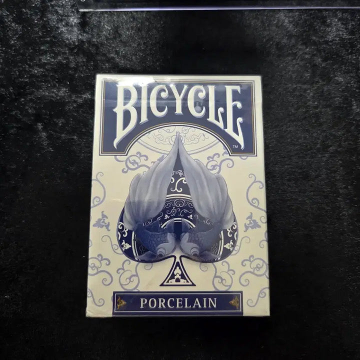 [BUNJANG] Bicycle Porcelain Playing Cards / 마술 플레잉 카드 바이시클 포세린 미개봉