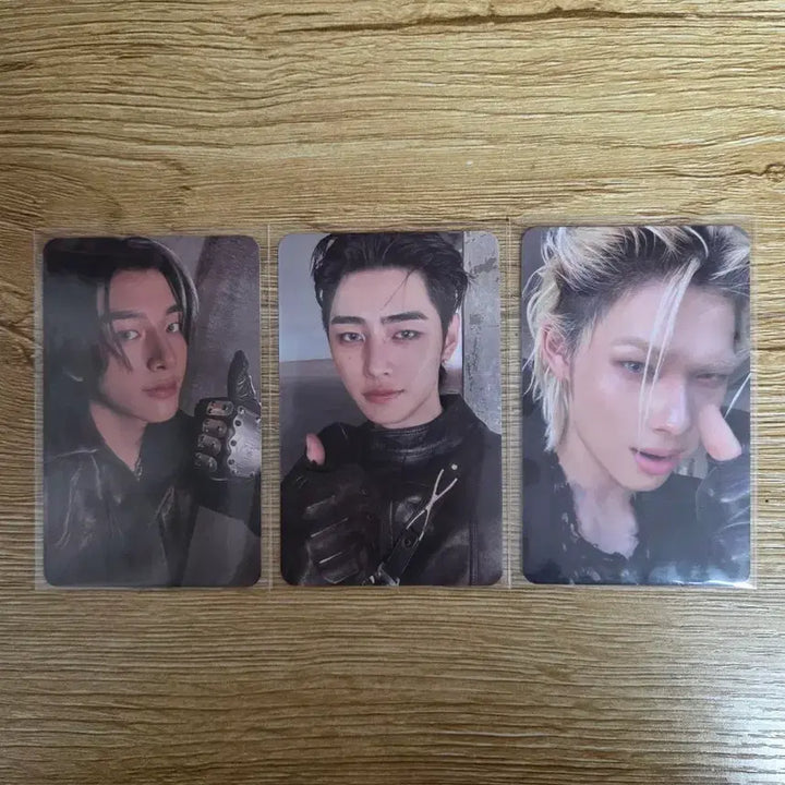 [BUNJANG] ENHYPEN Blood Donation Photocard Bundle Set / 엔하이픈 적십자 헌혈 포카 초콜릿 일괄