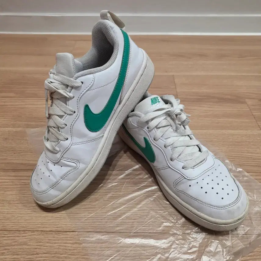 [BUNJANG] Nike Court Borough Low Recraft Sneakers / 나이키 코트 버로우 로우 리크래프트