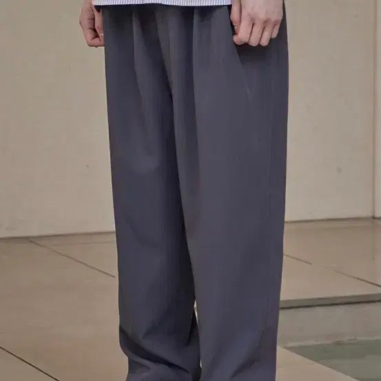 [BUNJANG] Teulyeong Belted All Day Three-Tuck Pants_Charcoal XL / 틀영 벨티드 올데이 쓰리턱 팬츠_Charcoal XL