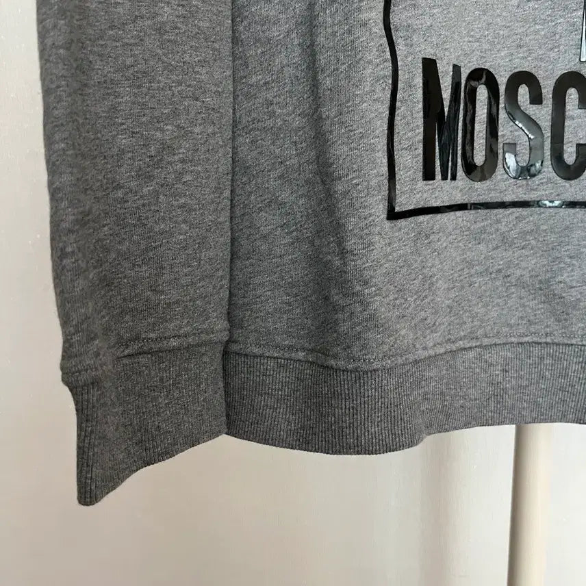 [BUNJANG] Love Moschino Logo Sweatshirt Gray 44 / [정품] 러브 모스키노 로고 맨투맨 그레이 44사이즈
