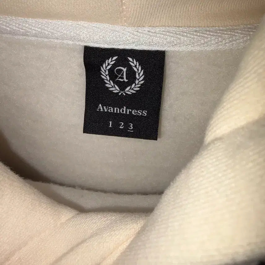 [BUNJANG] AVANDRESS Ivory Men&