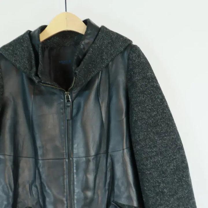 [BUNJANG] CRESSON Leather Hooded Coat (Black, 77) / CRESSON 크레송 양가죽 배색 후드 코트 77 블랙 레더