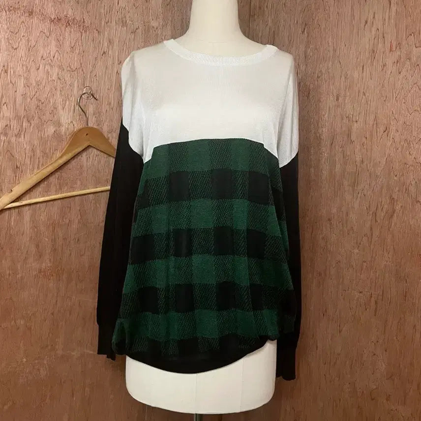 [BUNJANG] Toga Pulla Check Panel Asymmetric Knit Top / 토가 풀라 체크 판넬 니트 탑