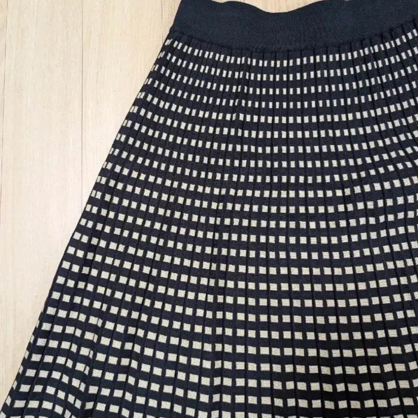[BUNJANG] Knit Check Pattern Skirt (Size 55-66) / 니트 체크패턴 스커트(55-66)