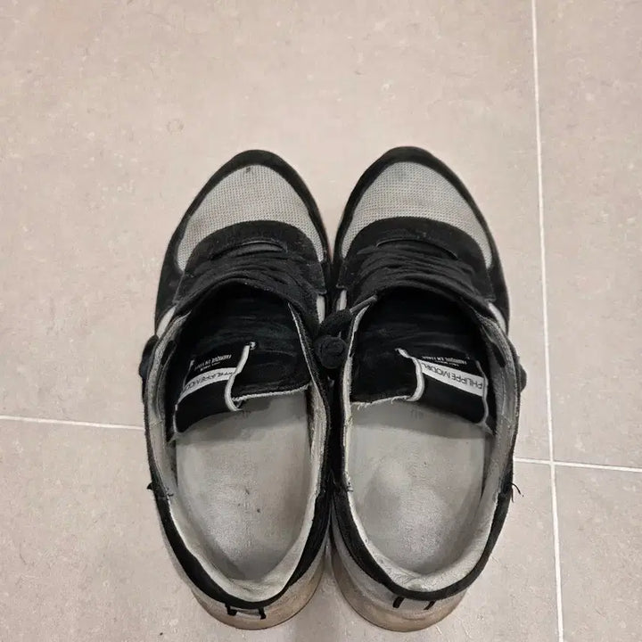 [BUNJANG] Philippe Model Sneakers (Size 40) - Used / 필립모델 스니커즈 40(260) 처분합니다