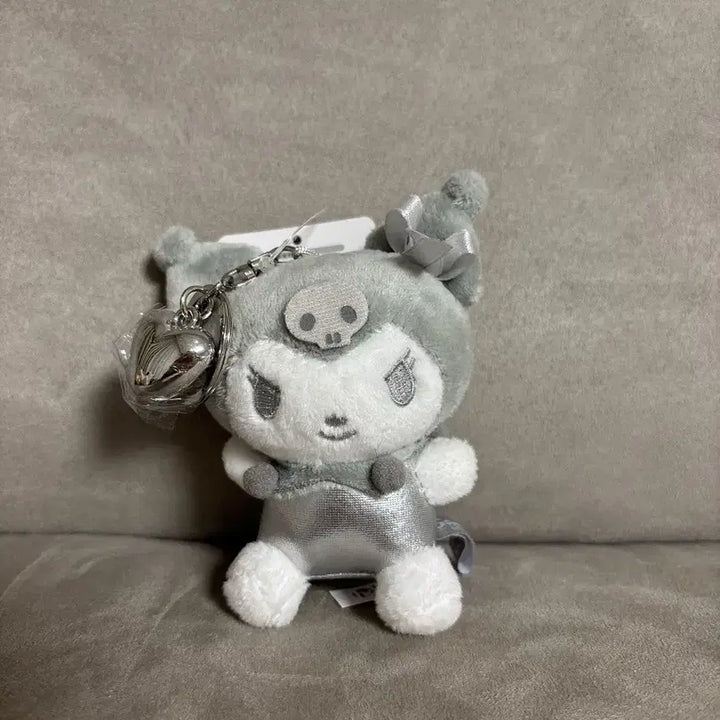 [BUNJANG] Sanrio Kuromi Silver Keyring / 산리오 한정 실버 쿠로미 키링 정품