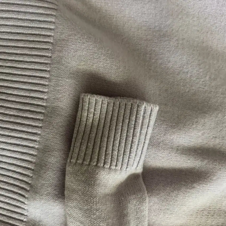 [BUNJANG] The Laurent Lavender Knit Sweater / 더로랑 라벤더 니트 s 팝니다